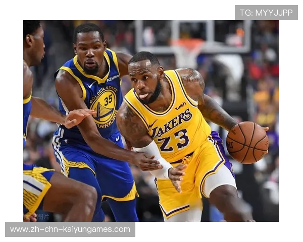 传奇对决:詹姆斯和杜兰特的巅峰对抗!,詹姆斯跟杜兰特第一次对决的数据